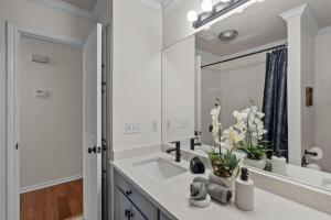 Kellers Charm by Bear Creek - Near Stadiums, Pool, Fire Pit