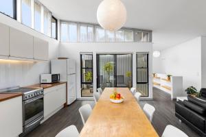 Manyana Beach Escape