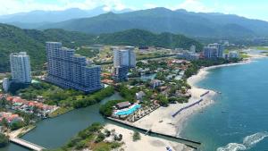 PENTHOUSE con Vista y Salida Directa al Mar