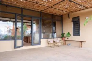 Thom Farm and Retreat - Riong Serignac