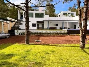 Casa de campo con alberca de lujo. - Los Triguillos