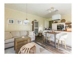 Cellina Modern retreat