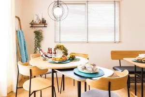 海まで徒歩30秒！人気の北谷エリアでまるまる一棟ゆったり貸し切り！ - 宜野湾市