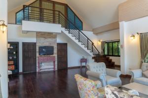 Verryn Khao Kho วิลล่าสำหรับ 8 ท่าน ติดวัดผาซ่อนแก้ว เดิน 5 นาที สัมผัสบรรยากาศอบอุ่น เหมือนได้กลับม??