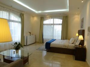 Master Bedroom for Foreign Traveler