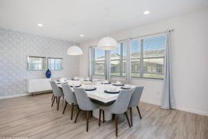 Sonoma Resort 7 Bedroom Home with Pool 1849