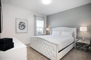 Sonoma Resort 7 Bedroom Home with Pool 1849