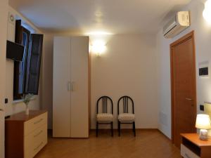 Villa in Casalini with Pool & Olive Garden