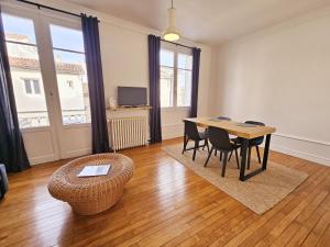 Appartements Fanfrelin joli T3 centre ville : photos des chambres