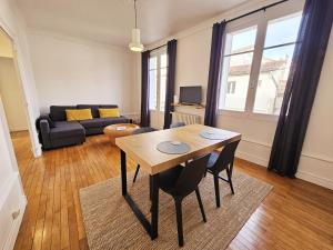 Appartements Fanfrelin joli T3 centre ville : photos des chambres
