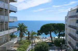 Hotels Hotel Eden - La Baigneuse : photos des chambres