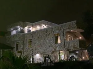 The Teasel Bank - Kwashieman