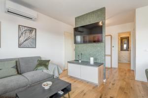 [BRAND NEW] Apartment Strozanac - near the beach