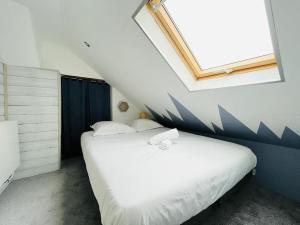 Appartements Charmante maisonnette avec terrasse et jolie vue - 5 min a pied du lac : photos des chambres