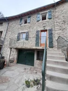 Maison familiale à 10 minutes de Llivia - Dorres