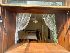 Yunseul- Garden House in the City with Korean Beauty