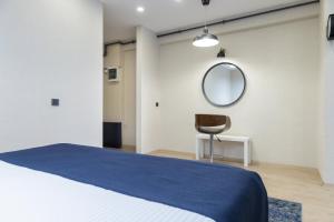 The Business Class Suit Karakoy