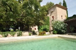 Luxury Provencal Villa amidst own vinyards - Caromb