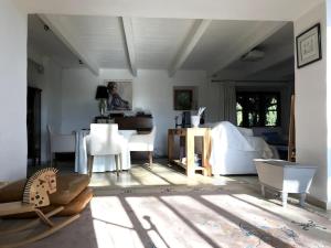 Villas Luxury Provencal Villa amidst own vinyards : photos des chambres
