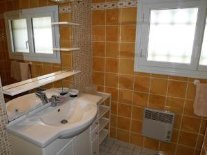 Maison 6 pers proche plage Santocha avec jardin clôturé et parking - FR-1-413-173