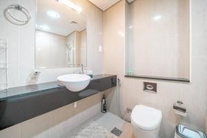 StoneTree - Spacious Studio - The Matrix