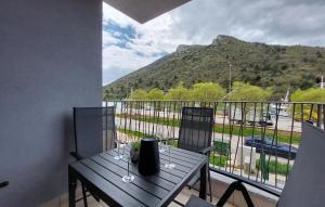 2 Bedroom Beautiful Apartment In Plomin Luka