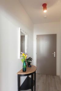 Kent Ridge Loft, Sokolska