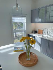 Elora’s Irvine River Suite