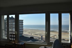 Grand Sablon 0402 - 3 bedrooms 6p - sun-oriented and amazing seaview