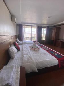 Huong Giang Hotel
