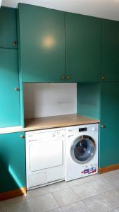 Villas Villa, centre-ville, Paris, Disneyland, Ascenseur, Parkings : photos des chambres