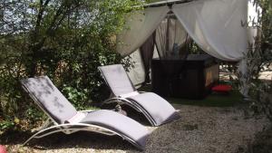 B&B / Chambres d'hotes Au Cabanon Chez Nath - chbre d'hotes - gite : photos des chambres