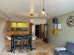 Balmoral 0201 - 3 bedrooms 8p - family appt - near the sea