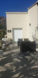 Sejours chez l'habitant Chambres du Gozzi : Chambre Double - Vue sur Jardin