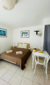 Appartements Studio lumineux « Judee » : photos des chambres