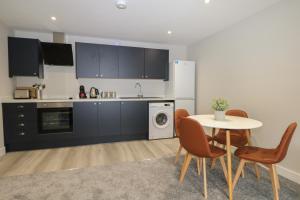 The Secret Cottage 5A