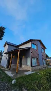 Raices Patagonicas los Prunus - Villa Llanquin