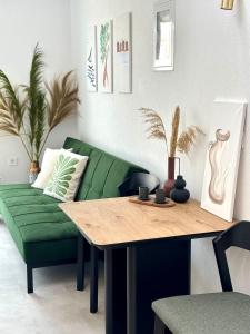 MYROVOLOS APARTMENTS