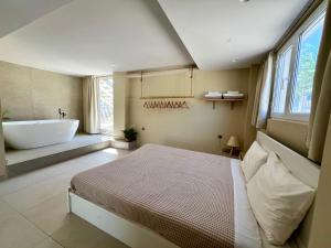 Pool Villa Lagonisi 5min from Beach