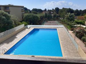 Appartement 2 pièces avec piscine, proche plage et commerces - Bormes-les-Mimosas - FR-1-251-796