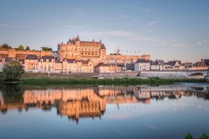Appartements L'INTEMPOREL - A 300m de la gare de Tours : Appartement - Rez-de-Chaussée