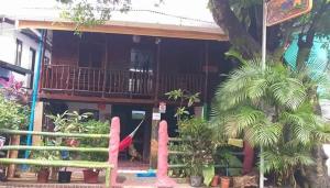 Downtown Montezuma Hostel - Ubytování bez kategorie ve městě Montezuma