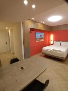 Amber's home - Néa Khilí