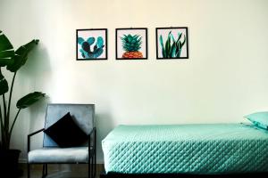 Stilvolle Altbauwohnung gegenüber vom Marriott mit 2 Balkone, Klimaanlage, Smart-TV