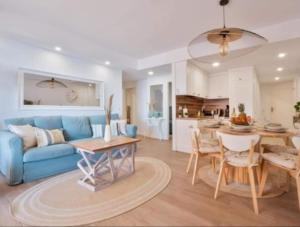 Apartamento Antonio with sea view,Torrevieja,50 m from Playa Acequion plus swimming pool