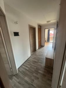 2,5 Raum Ferienwohnung möbliert Dachgeschoss Niederorschel