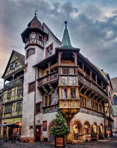 Appartements Escapade en Alsace - gite de charme pour deux a Bergheim : photos des chambres