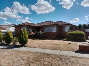 Ballarat Pink - Miners Rest