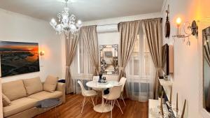 Marcel Zadar Old Town