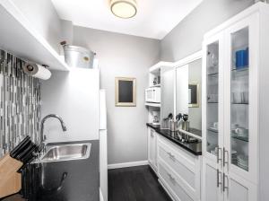 Inn at the Park: San Diego Suites